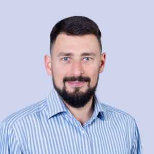 https://techwaves.vector.net/wp-content/uploads/2024/04/Bartosz.png