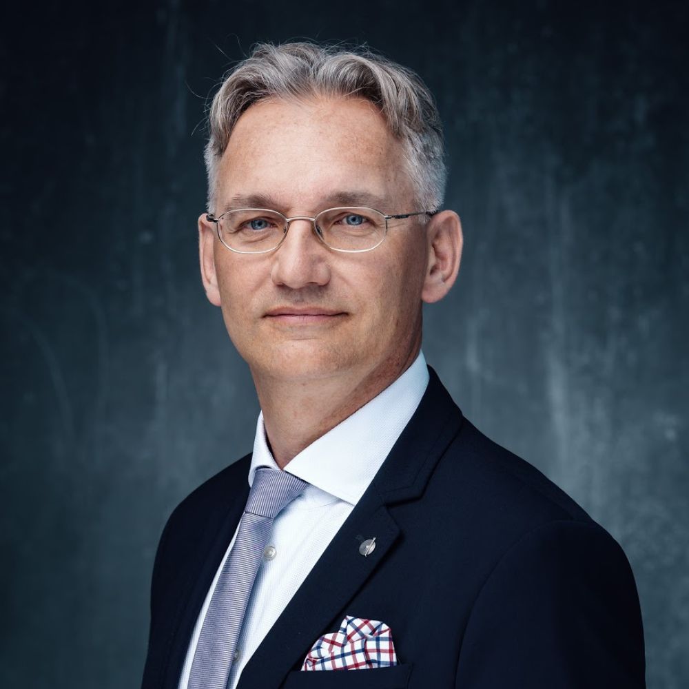 https://techwaves.vector.net/wp-content/uploads/2026/05/maciej-kotarski-448.jpg